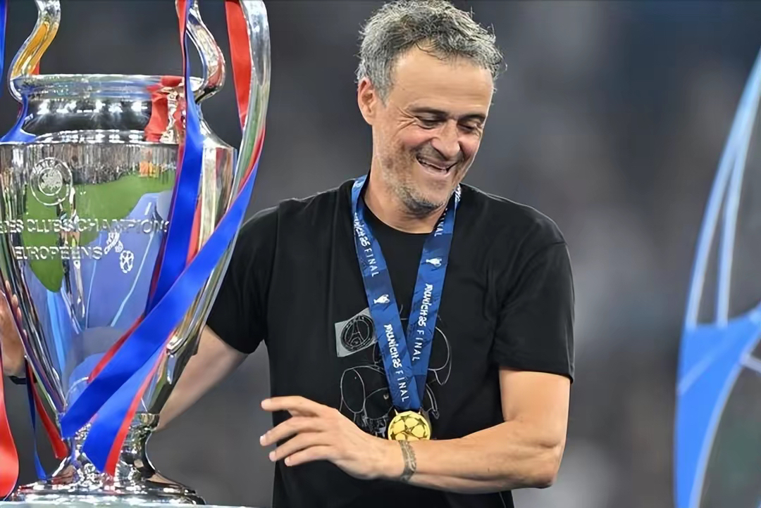 开云中国官网-关于巴黎圣日耳曼国际比赛日迎来里程碑，志在法国杯名次提升，话题不断，赛季目标并未改变的信息