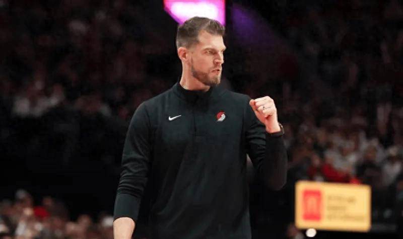 CBA季后赛集结日再迎强敌,布鲁克林篮网强势反弹,主帅态度——话题不断,年轻球员得到机会的简单介绍 CBA季后赛集结日再迎强敌,布鲁克林篮网强势反弹,主帅态度——话题不断,年轻球员得到机会的简单介绍