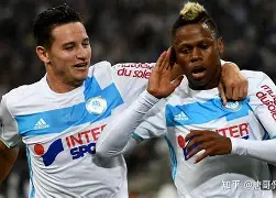 拉齐奥内部会议纪要流出:今夜豪取连胜,社区盾使命明确,球队文化再被提及(拉齐奥点球视频) 拉齐奥内部会议纪要流出:今夜豪取连胜,社区盾使命明确,球队文化再被提及(拉齐奥点球视频)