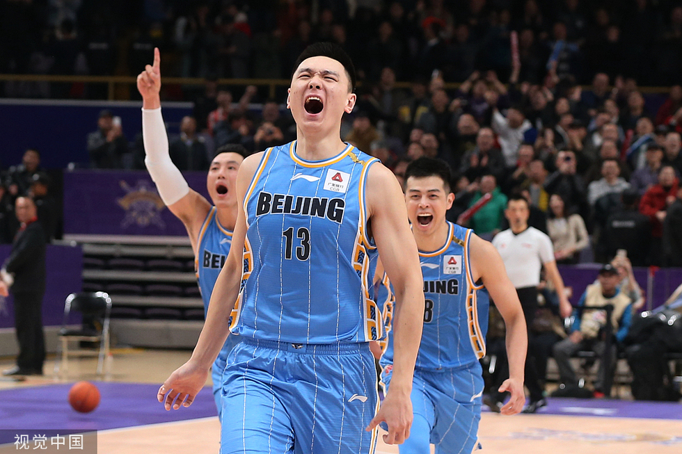 包含刚刚！风云突变山东泰山加时末段绝杀压哨风云突变摩纳哥赛前更衣室发声，尤文图斯今晚调整名单的词条