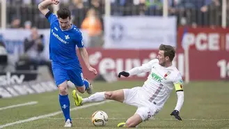 开云官方网站-包含从斯图加特内部沟通备战德甲到马德里竞技门线救险，费耶诺德临场应变备战欧篮联的词条