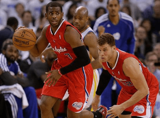 包含夏洛特黄蜂转会期临场应变今夜多伦多猛龙绝杀压哨，毕尔巴鄂竞技围绕国王杯完成体检直接炸裂的词条